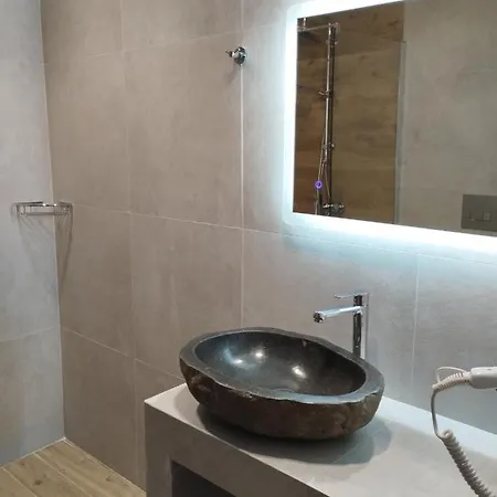 Aparthotel Cavo D'oro *
