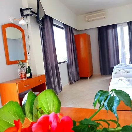Aparthotel Cavo D'oro *